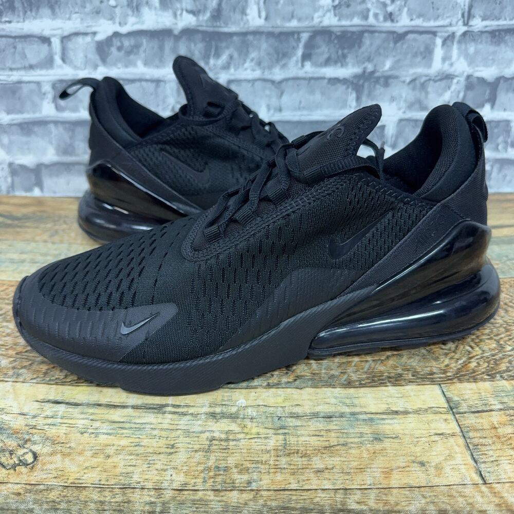Nike Air Max 270 Triple Black Running Shoes AH8050-005 Mens Size 9.5 New